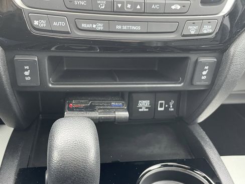 Used 2018 Honda Ridgeline RTL-E image 34