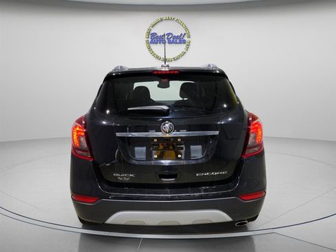 Used 2018 Buick Encore Essence FWD image 4