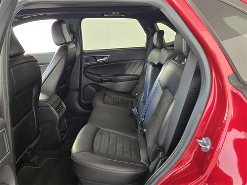 Used 2021 Ford Edge ST-Line image 8