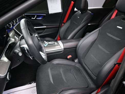 Used 2024 Mercedes-Benz C 43 AMG 4MATIC Sedan image 29