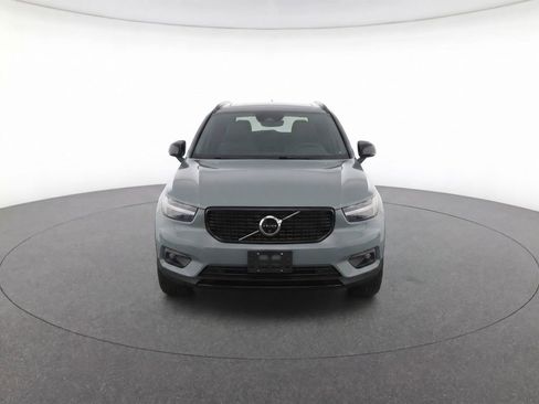 Certified 2023 Volvo XC40 B5 Plus w/ Protection Package Premier AWD/4WD image 8