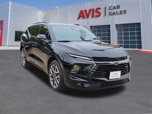 Used 2025 Chevrolet Blazer RS image 9