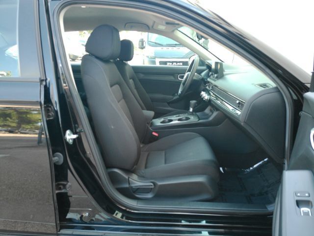 Used 2025 Honda Civic LX image 17