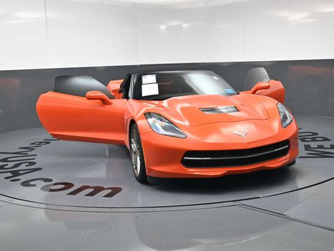 Used 2019 Chevrolet Corvette Stingray Convertible Z51 2LT image 21