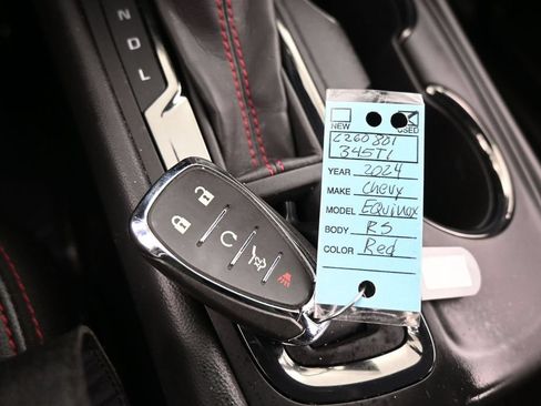 Used 2024 Chevrolet Equinox RS w/ RS Leather Package FWD image 28