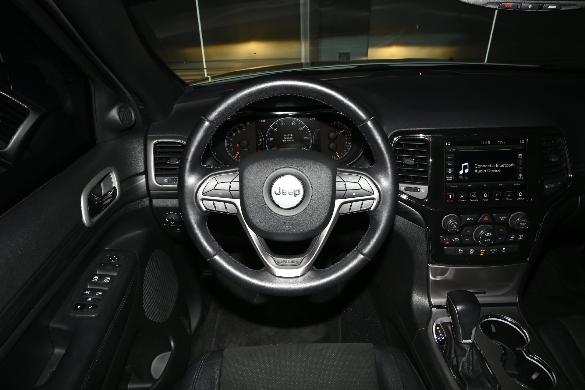 Used 2022 Jeep Grand Cherokee Laredo X AWD/4WD image 17