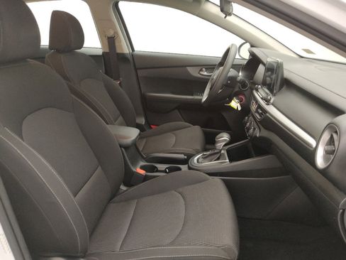 Used 2020 Kia Forte LXS FWD image 21