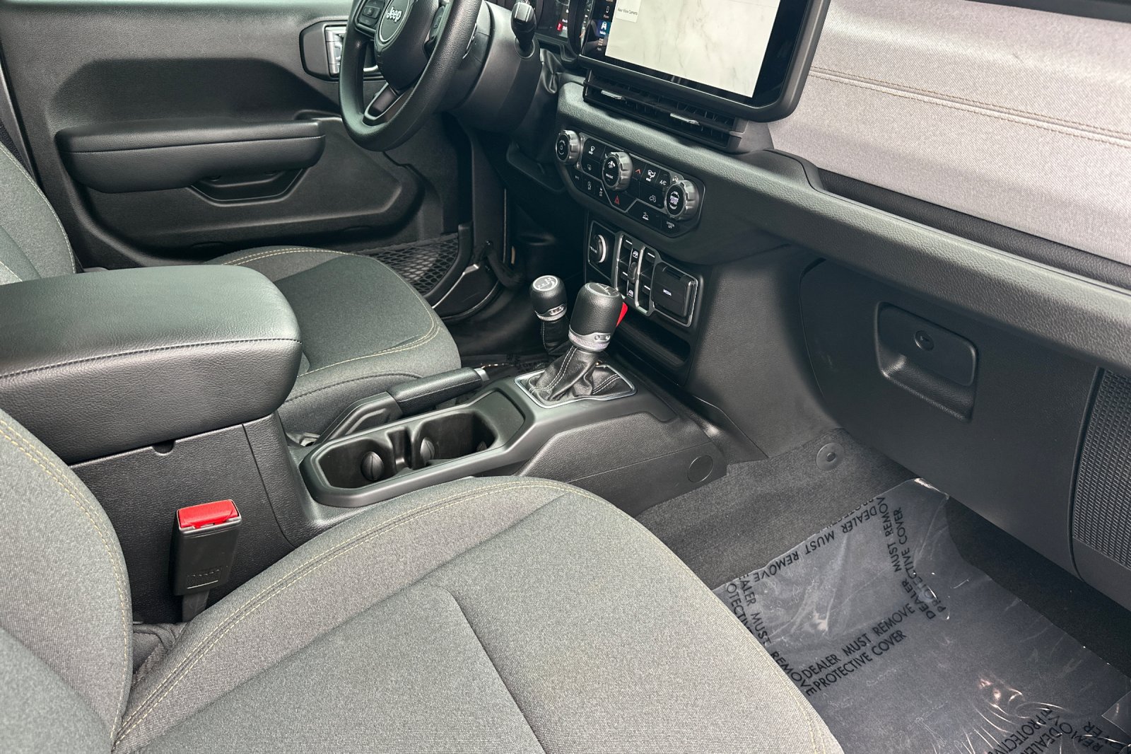 Used 2025 Jeep Gladiator Sport AWD/4WD image 19
