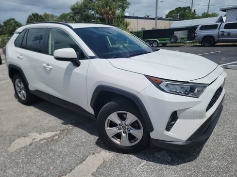 Used 2019 Toyota RAV4 XLE w/ Convenience Package AWD/4WD image 1