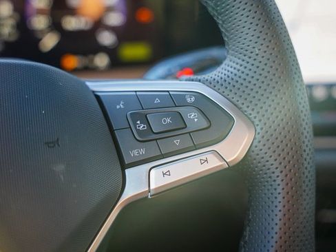 New 2026 Volkswagen Tiguan SEL R-Line image 13