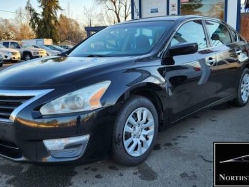 Used 2013 Nissan Altima 2.5 S image 3