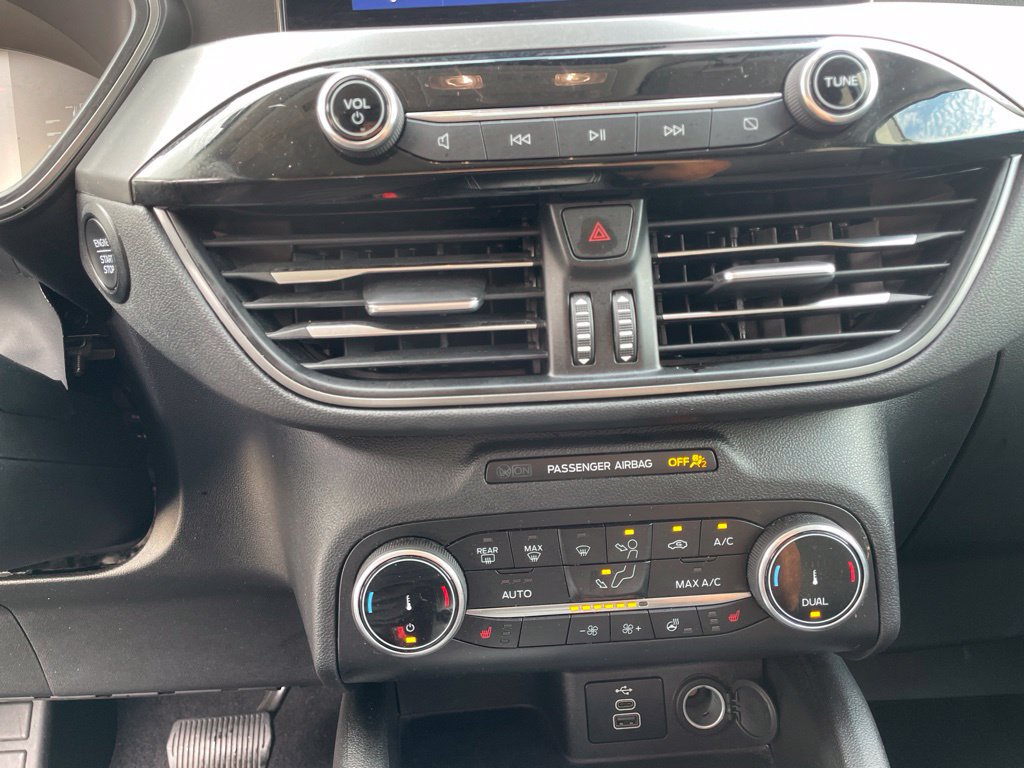 Used 2024 Ford Escape Active AWD/4WD image 12