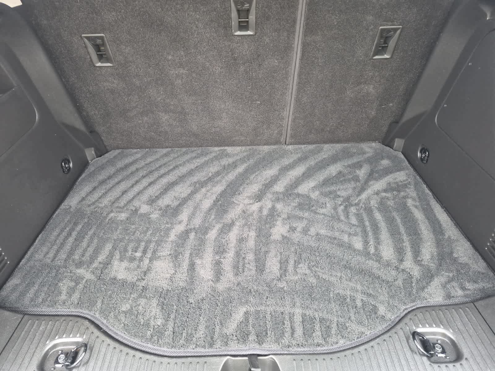 Used 2020 Buick Encore Preferred w/ Safety Package FWD image 33