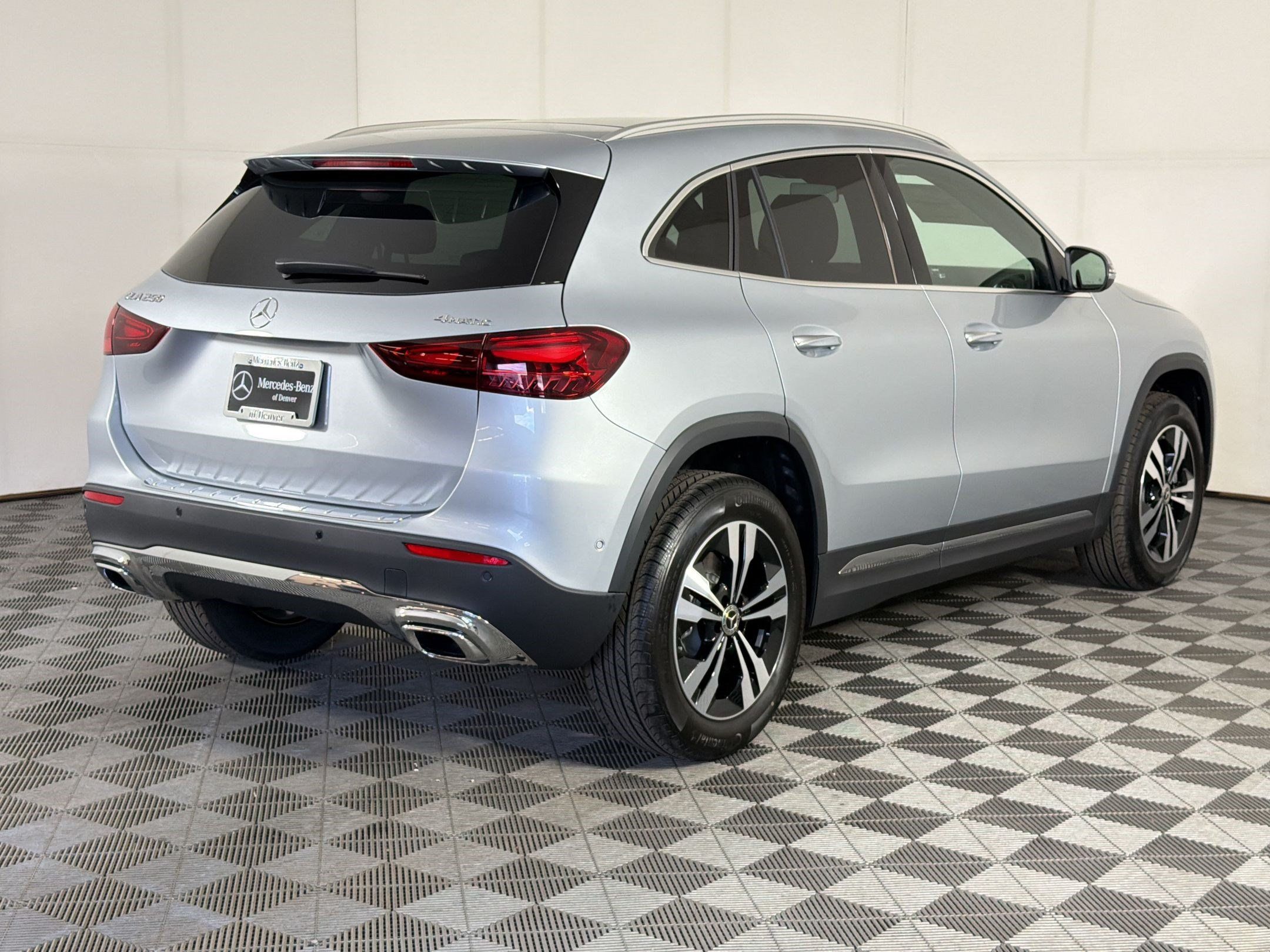 Used 2026 Mercedes-Benz GLA 250 4MATIC image 9