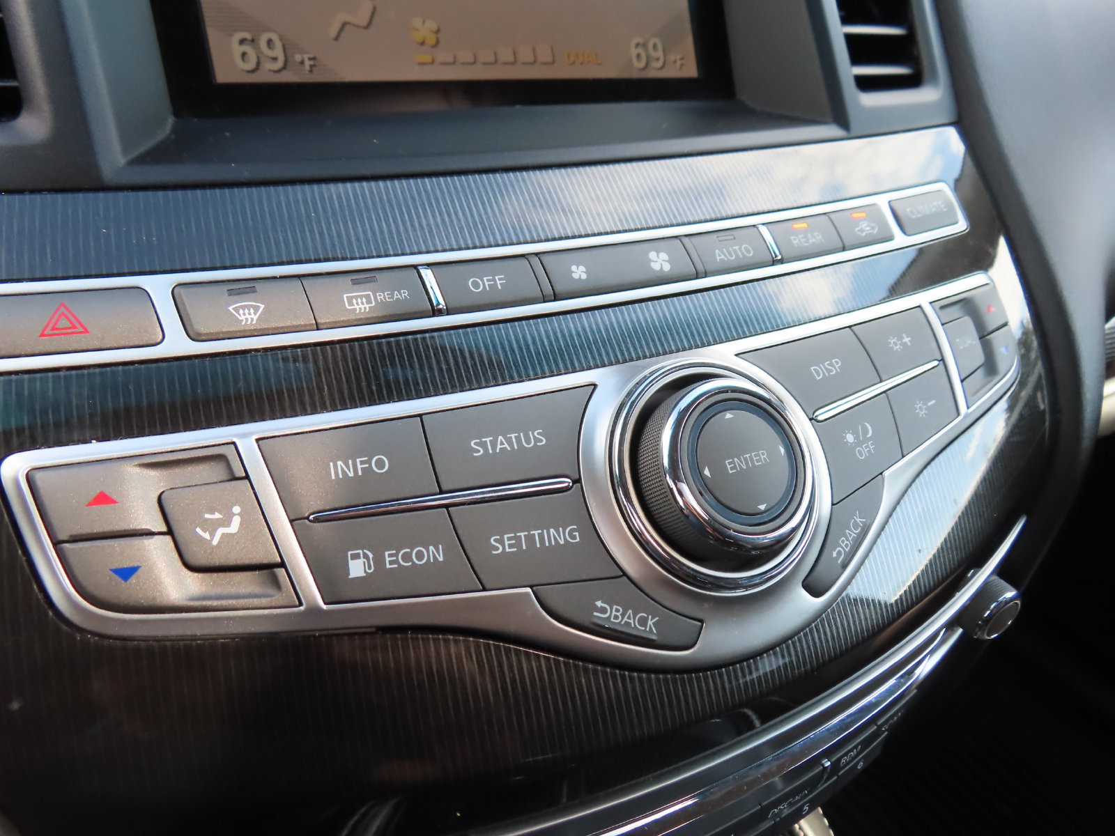 Used 2016 INFINITI QX60 Luxe w/ Premium Package AWD/4WD image 25