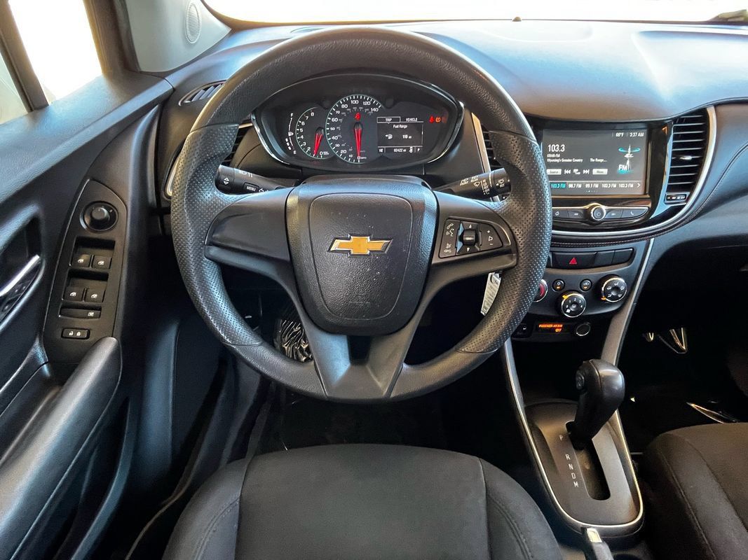 Used 2017 Chevrolet Trax LS FWD image 13