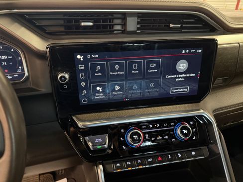 Used 2024 GMC Sierra 1500 Denali w/ Technology Package image 35