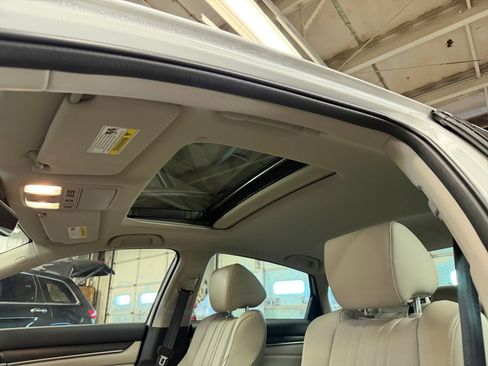 Used 2022 Honda Accord Touring image 25