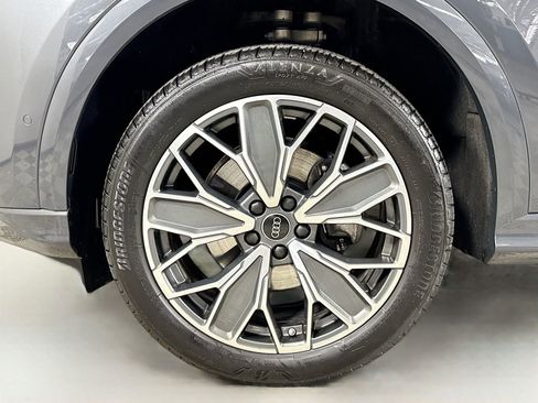 Used 2025 Audi Q5 Premium Plus w/ Premium Plus AWD/4WD image 28