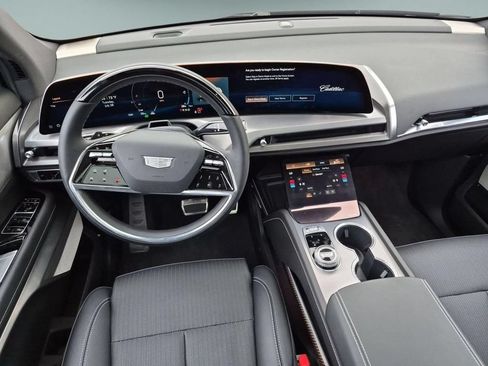 New 2027 Cadillac Vistiq Sport AWD/4WD image 19