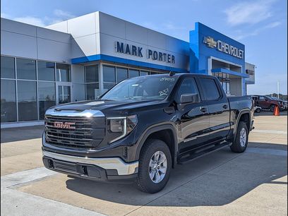 New 2026 GMC Sierra 1500 Pro w/ Pro Value Package