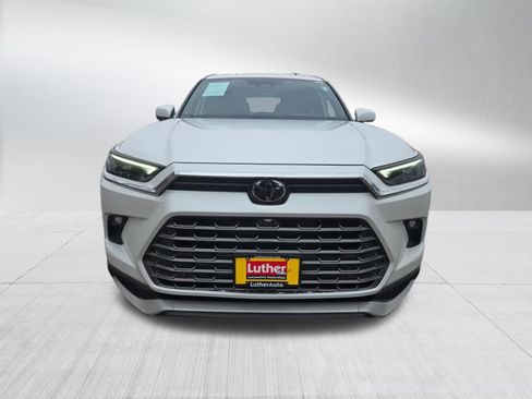 Used 2024 Toyota Grand Highlander AWD Hybrid image 8