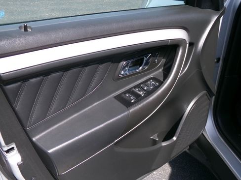 Used 2015 Ford Taurus SEL AWD/4WD image 10