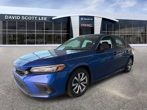 Used 2022 Honda Civic LX image 2