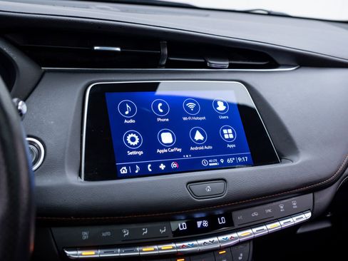 Used 2023 Cadillac XT4 Sport w/ Cold Weather Package AWD/4WD image 27