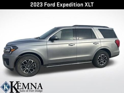 Used 2023 Ford Expedition XLT image 6