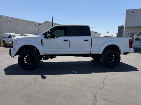 Used 2022 Ford F250 Platinum AWD/4WD image 7