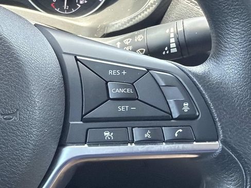 Used 2024 Nissan Sentra SV FWD image 20