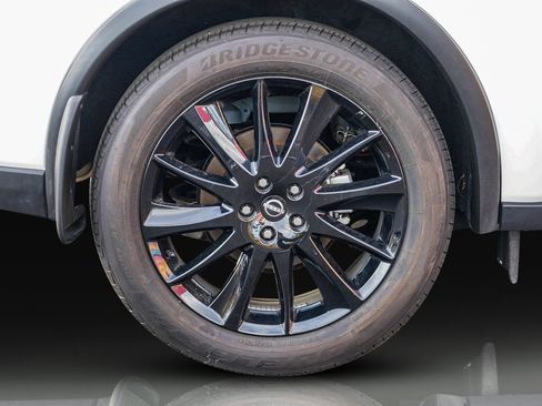 Used 2024 Nissan Murano SV w/ SV Midnight Edition Package image 13