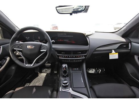 New 2026 Cadillac CT5 V image 9