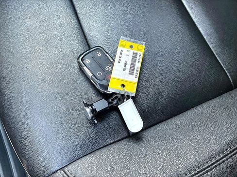Used 2021 Chevrolet Silverado 1500 RST w/ Convenience Package II AWD/4WD image 30
