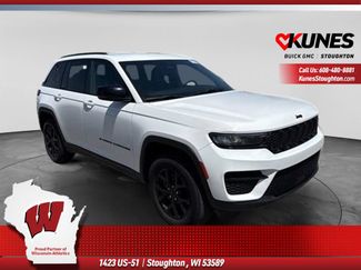 Used 2024 Jeep Grand Cherokee Altitude AWD/4WD video 1
