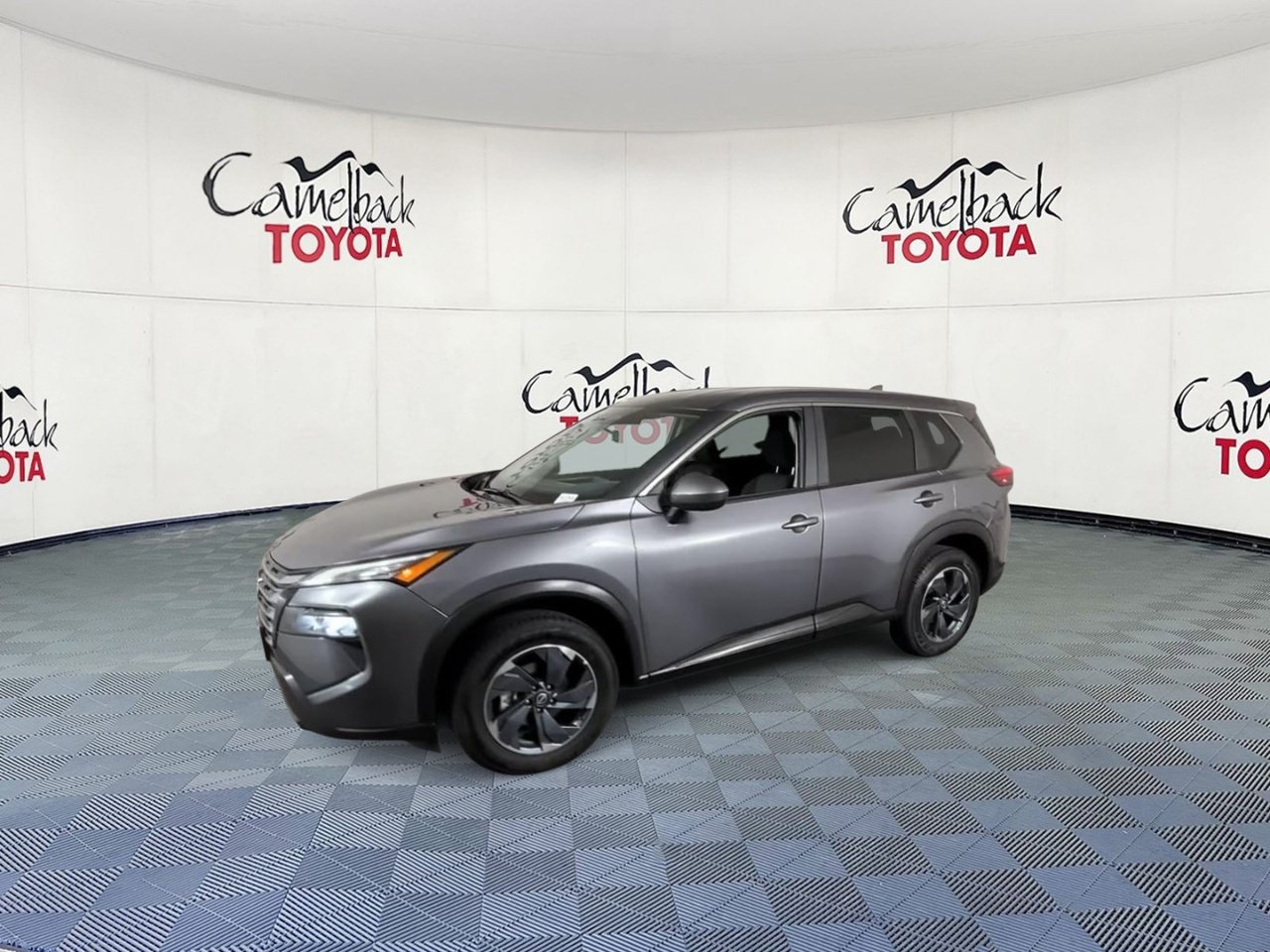 Used 2025 Nissan Rogue SV FWD image 7