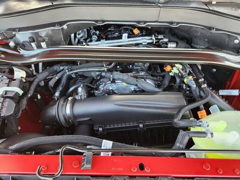 New 2026 Ford Explorer ST-Line w/ ST-Line Street Pack image 32