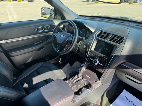 Used 2023 Ford Explorer XLT w/ Equipment Group 202A image 26