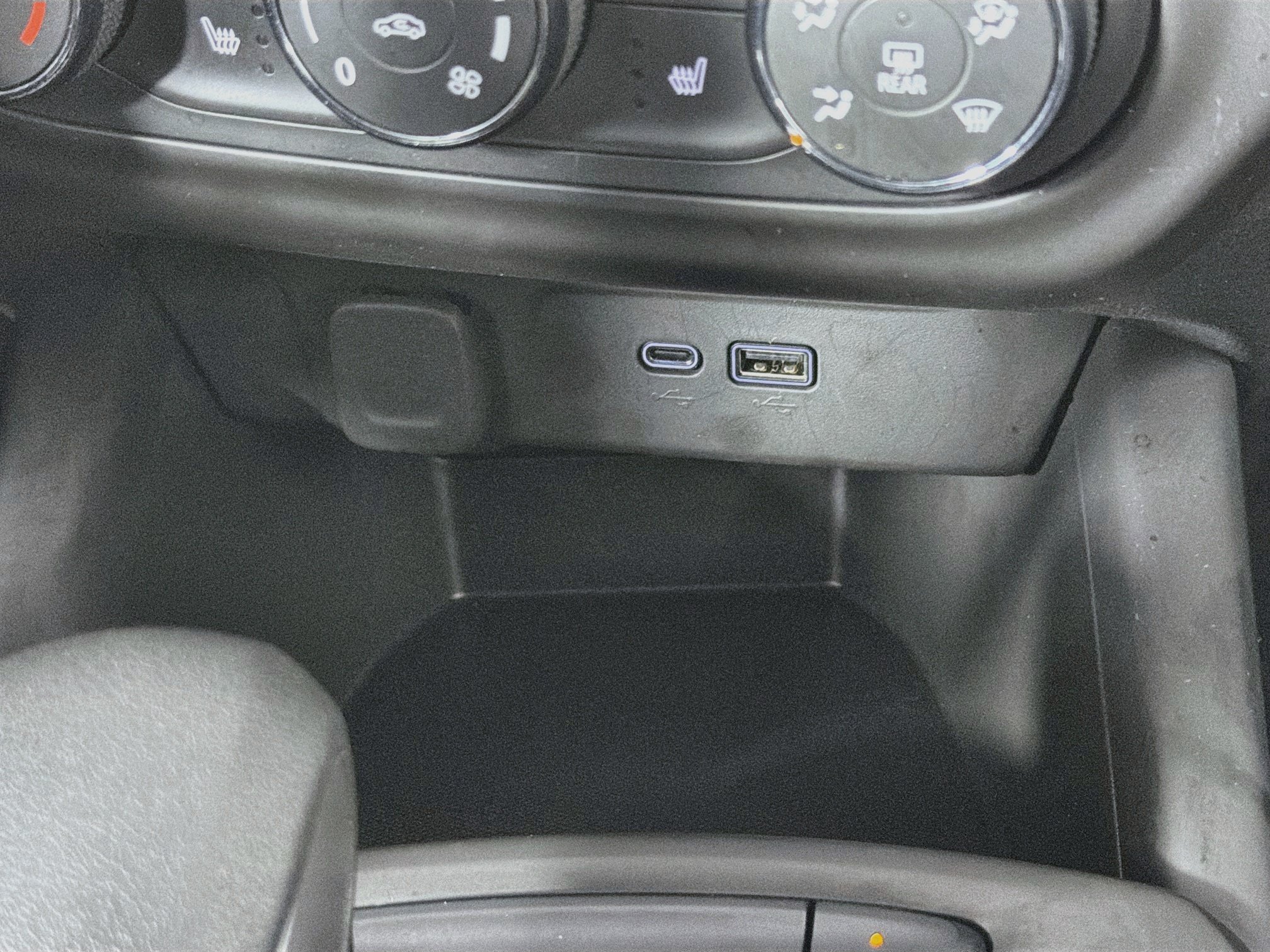 Used 2024 Chevrolet Trax LS w/ LS Convenience Package FWD image 26