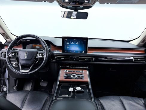 Used 2020 Lincoln Aviator Reserve w/ Equipment Group 201A image 32