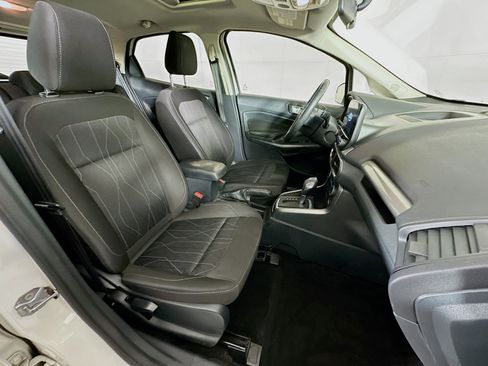 Used 2018 Ford EcoSport SE image 29