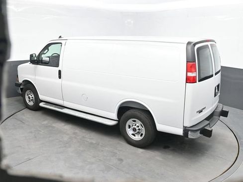 Used 2025 GMC Savana 2500 w/ Driver Convenience Package RWD image 32