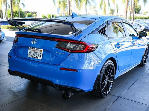 Used 2024 Honda Civic Sport image 11