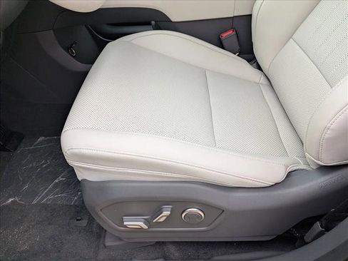 New 2026 Hyundai Santa Fe SEL FWD image 3