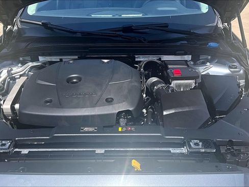 Used 2020 Volvo S60 T5 Momentum FWD image 13