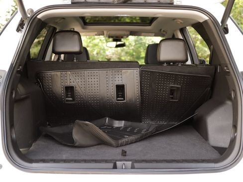Used 2021 Chevrolet Equinox LT FWD image 25