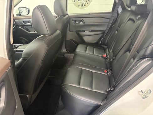 Used 2023 Nissan Rogue SL w/ SL Premium Package AWD/4WD image 25