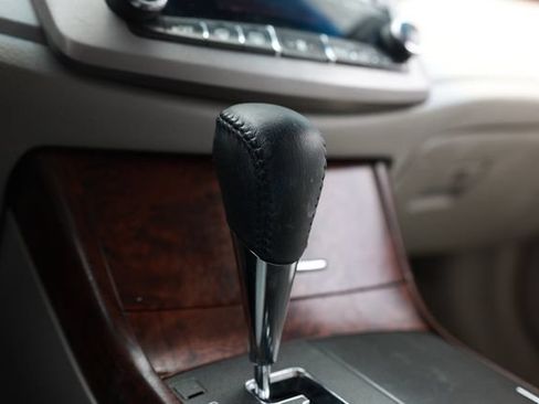 Used 2011 Toyota Avalon FWD image 44