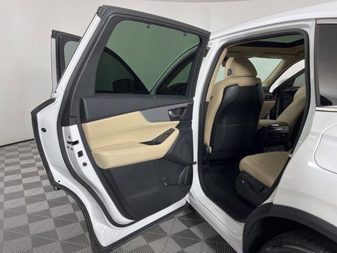 Used 2022 Acura MDX FWD w/ Technology Package image 37